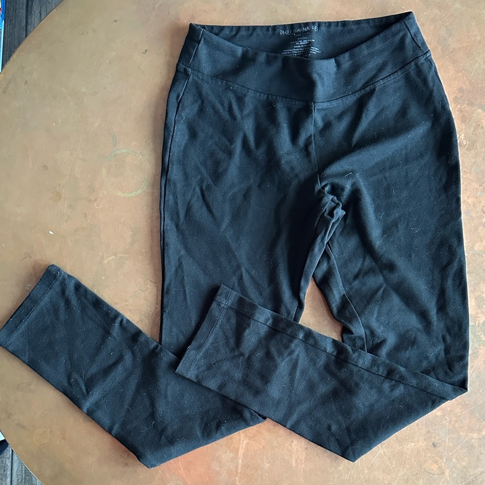 Women’s Black Pants small